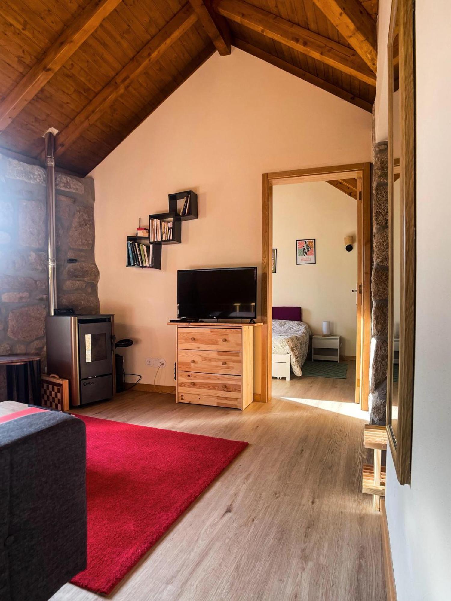 Nascente, Place In Nature Next To A Waterfall Holiday home Loureiro (Porto)
